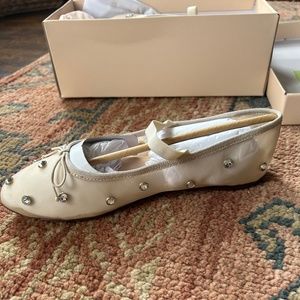 Loeffler Randall Leonie Cream/Clear Ballet Flat (Size 8)